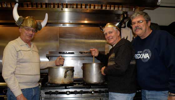 Chief, Vice Chief and trustee making spaghetti